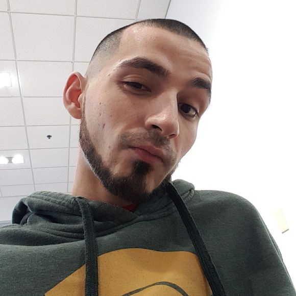 Meet your Posher, James - Picture 1 of 1